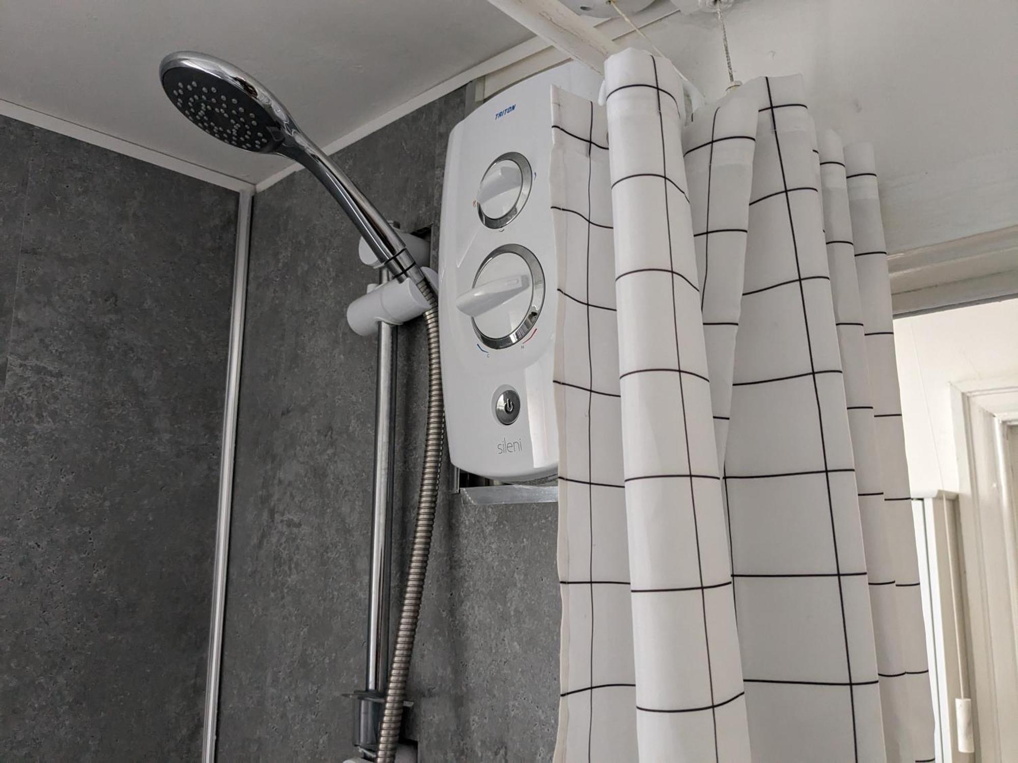 Apartment With Outside Patio And Car Space Durham Ngoại thất bức ảnh